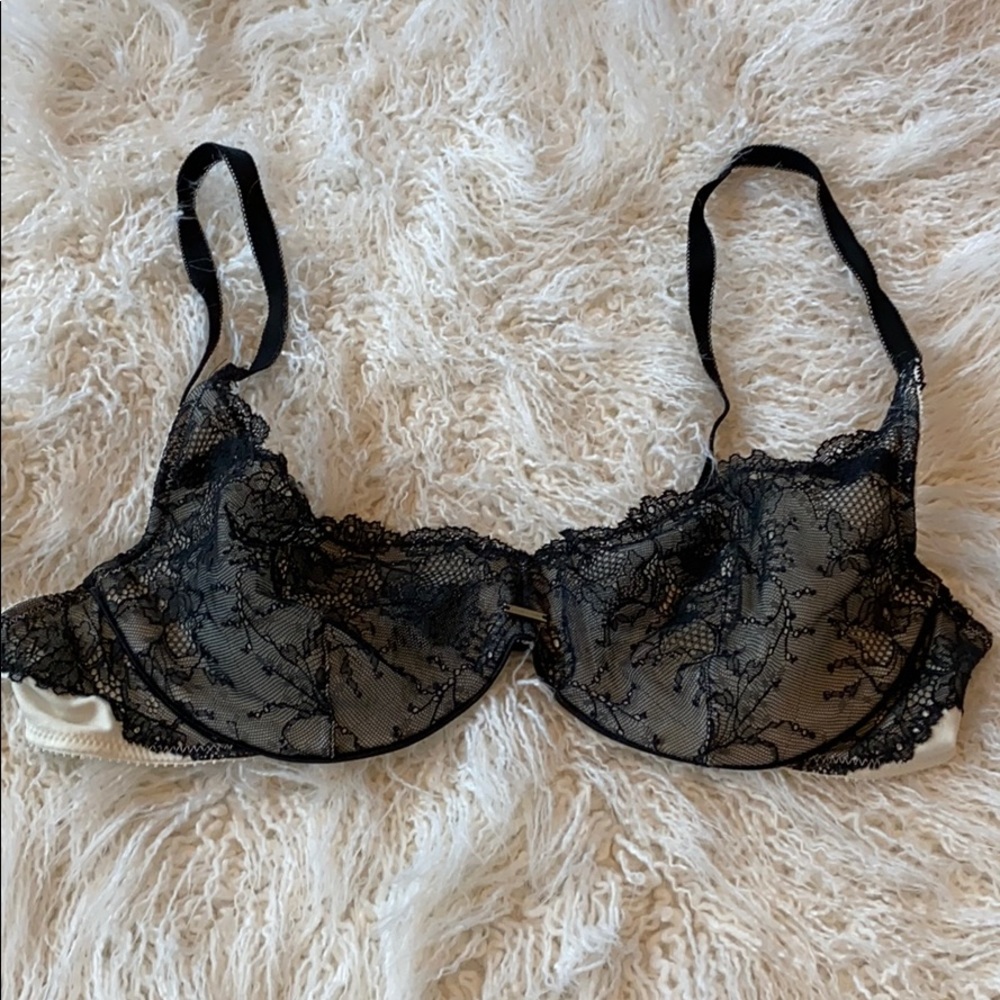 Victoria's Secret Black Lace Silver Satin Bra 36B
